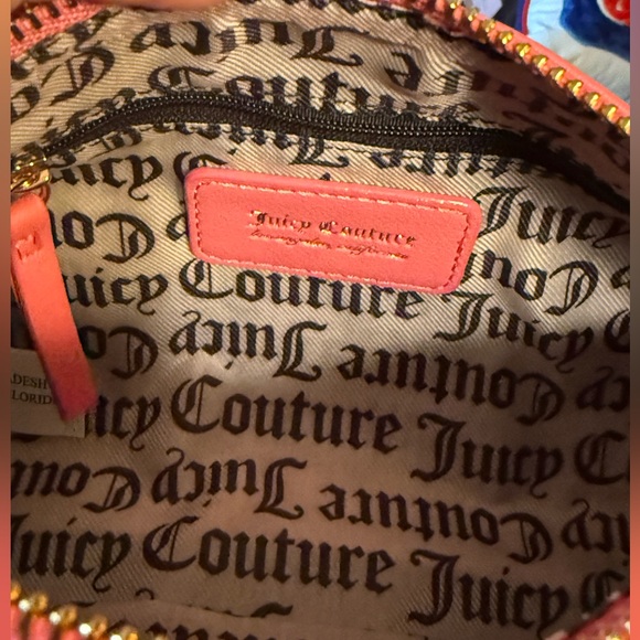 Juicy Couture NWT Pink Embossed Shoulder Bag & Juicy Crown Heart Earrings (P189) - Picture 12 of 12